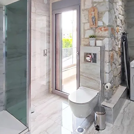 Marietta The First Villa