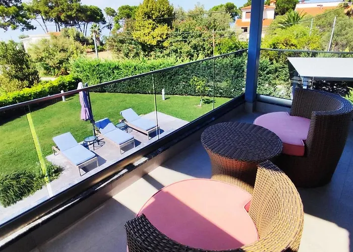 Marietta The First Hanioti