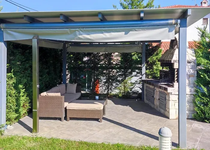 Marietta The First Villa